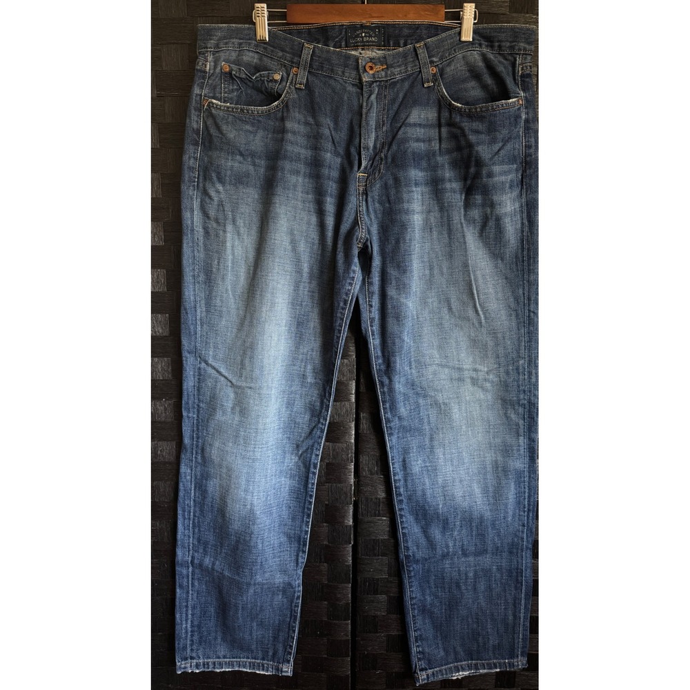 Lucky Brand 221 Original Straight Jeans Mens 38x32 Blue Medium Wash Denim Pants